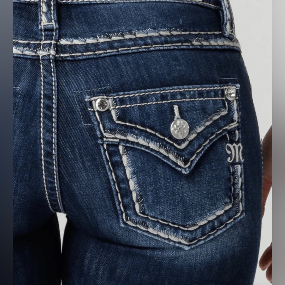 Miss Me Mis Rise Boot Cut Jeans - Picture 2 of 10